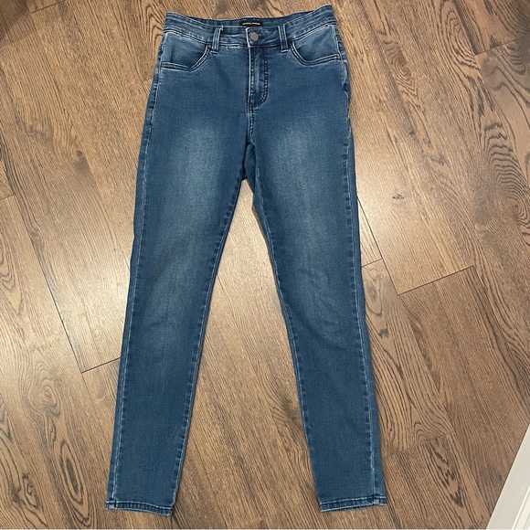 Universal Standard High-Rise Skinny Jeans - Picture 2 of 4